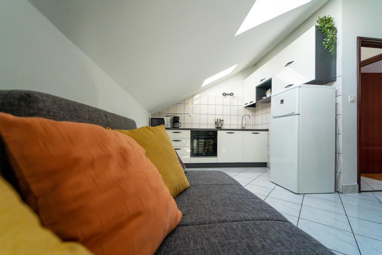Apartment Nada Petrcane Buitenkant foto