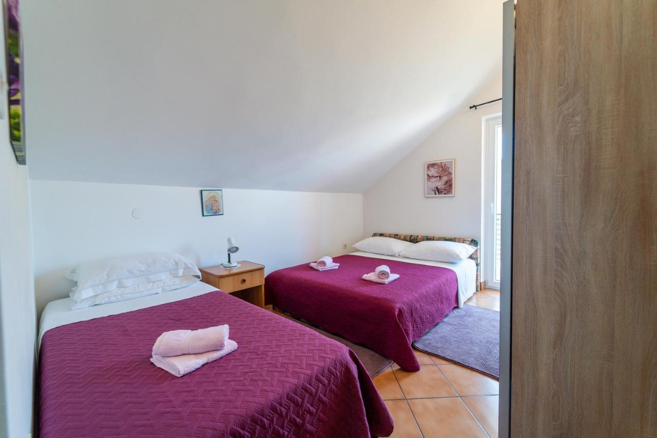 Apartment Nada Petrcane Buitenkant foto